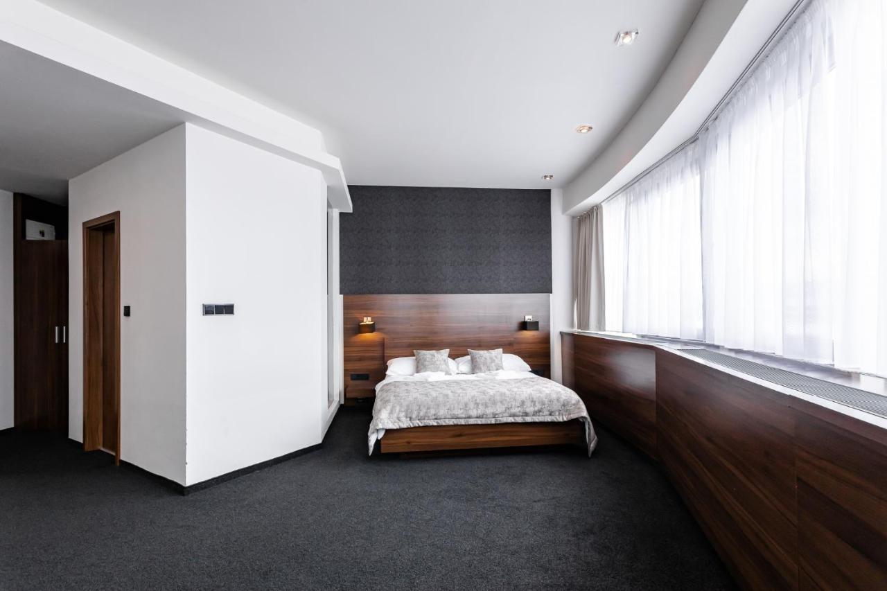 Tempus Club Garni Hotel Bratislava Exteriér fotografie