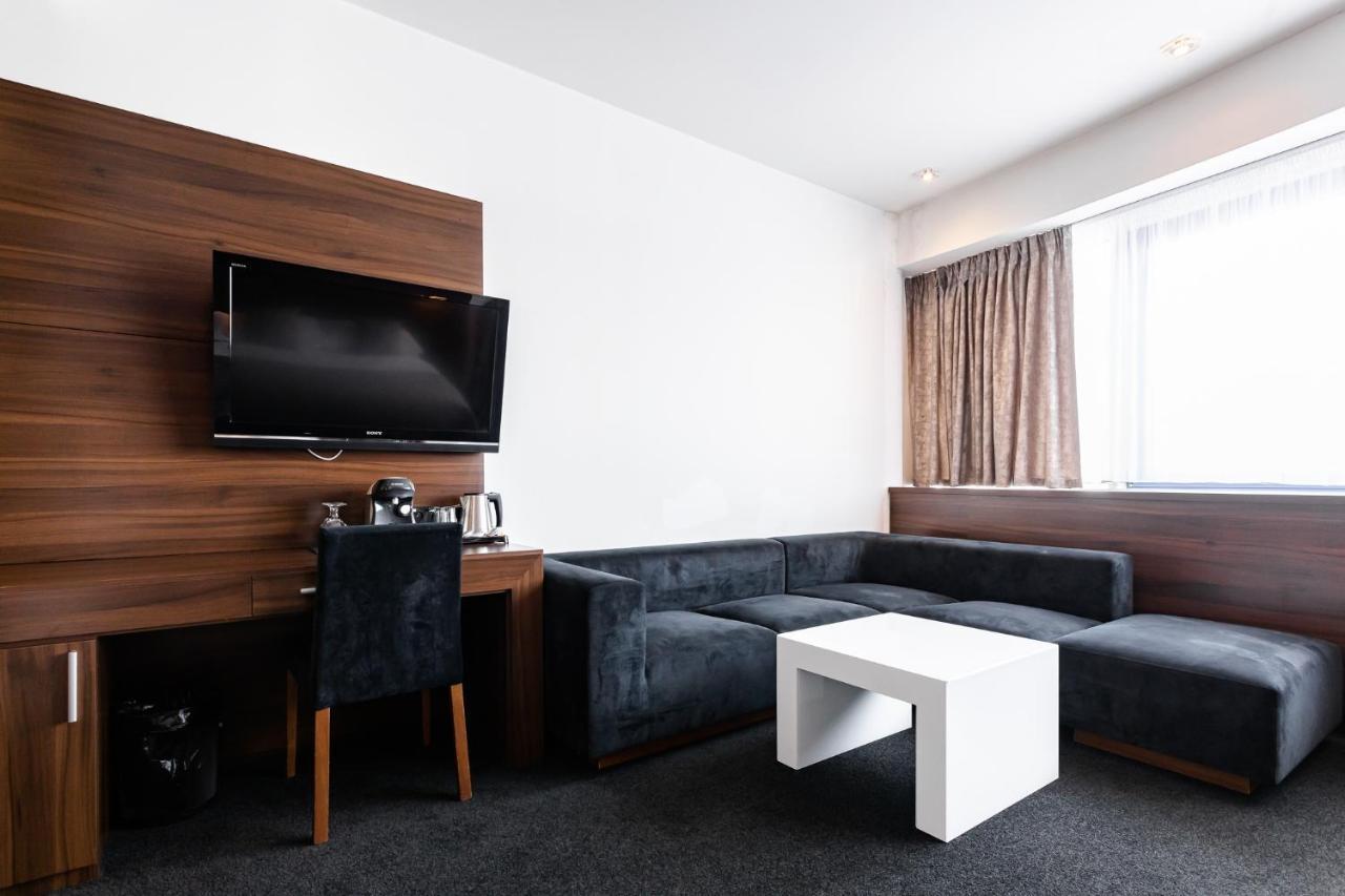 Tempus Club Garni Hotel Bratislava Exteriér fotografie